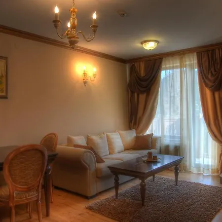 Отель Iva & Elena 3*