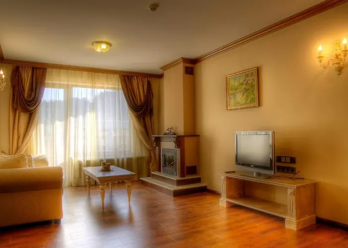 Hotel Iva & Elena 3*